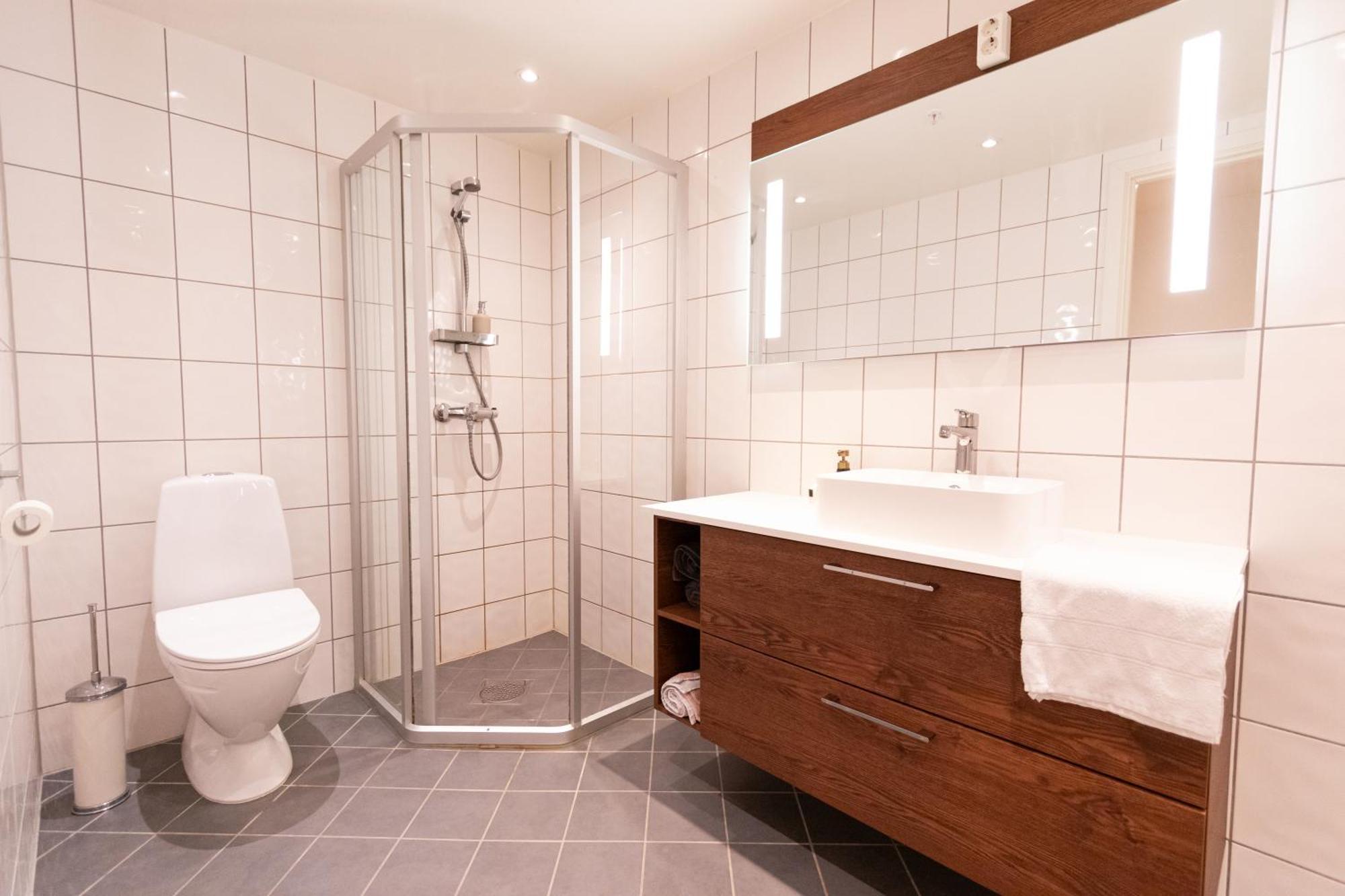 Modern Comfort In The Heart Of Bergen Exterior photo