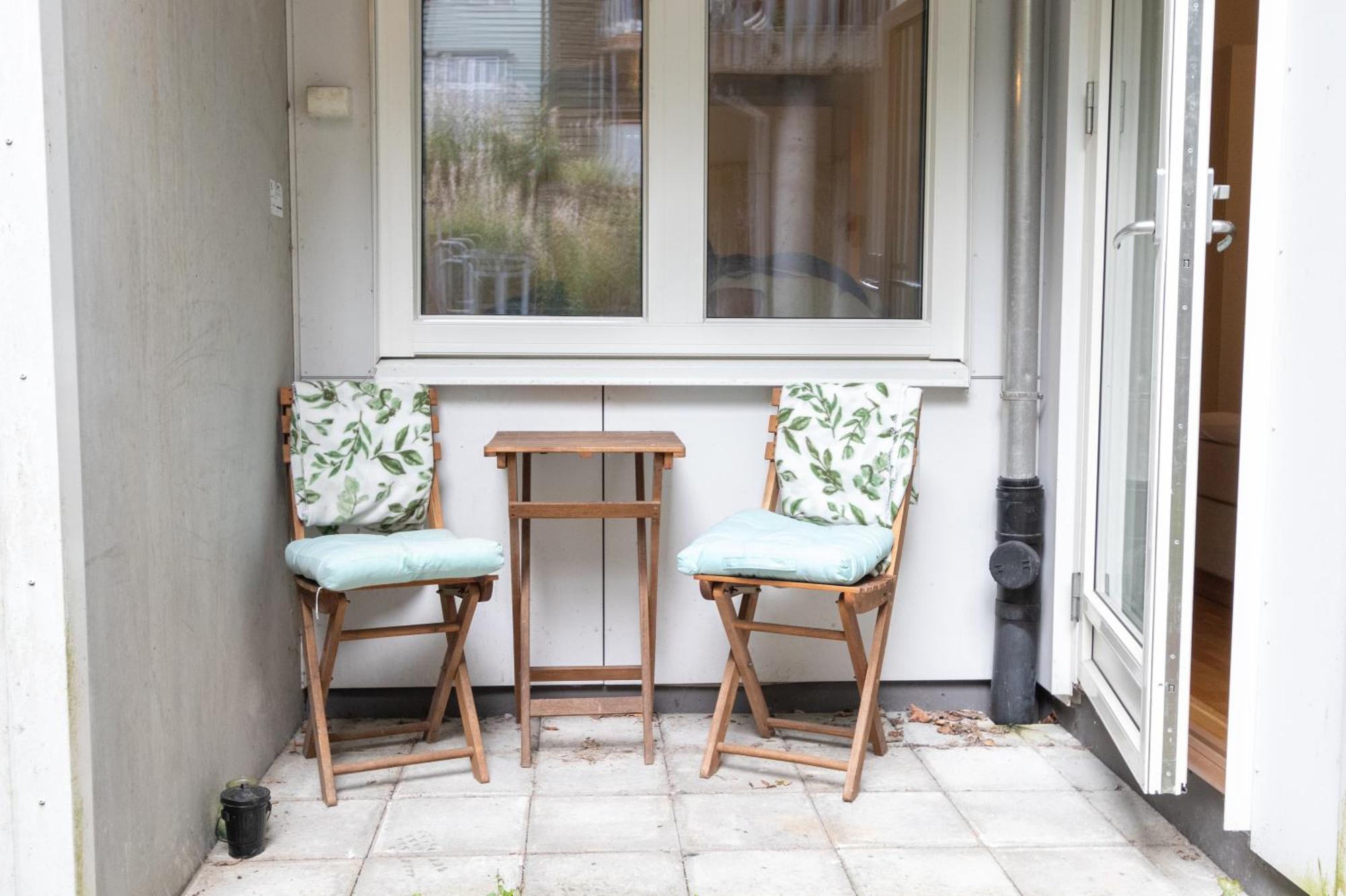 Modern Comfort In The Heart Of Bergen Exterior photo
